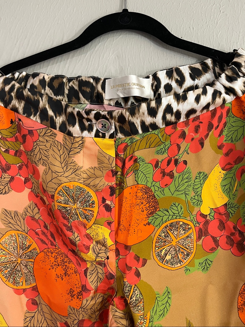 La Prestic Ouiston Lucky silk pants in multicolor Mix Pink mix fruits rose print - Picture 3 of 9